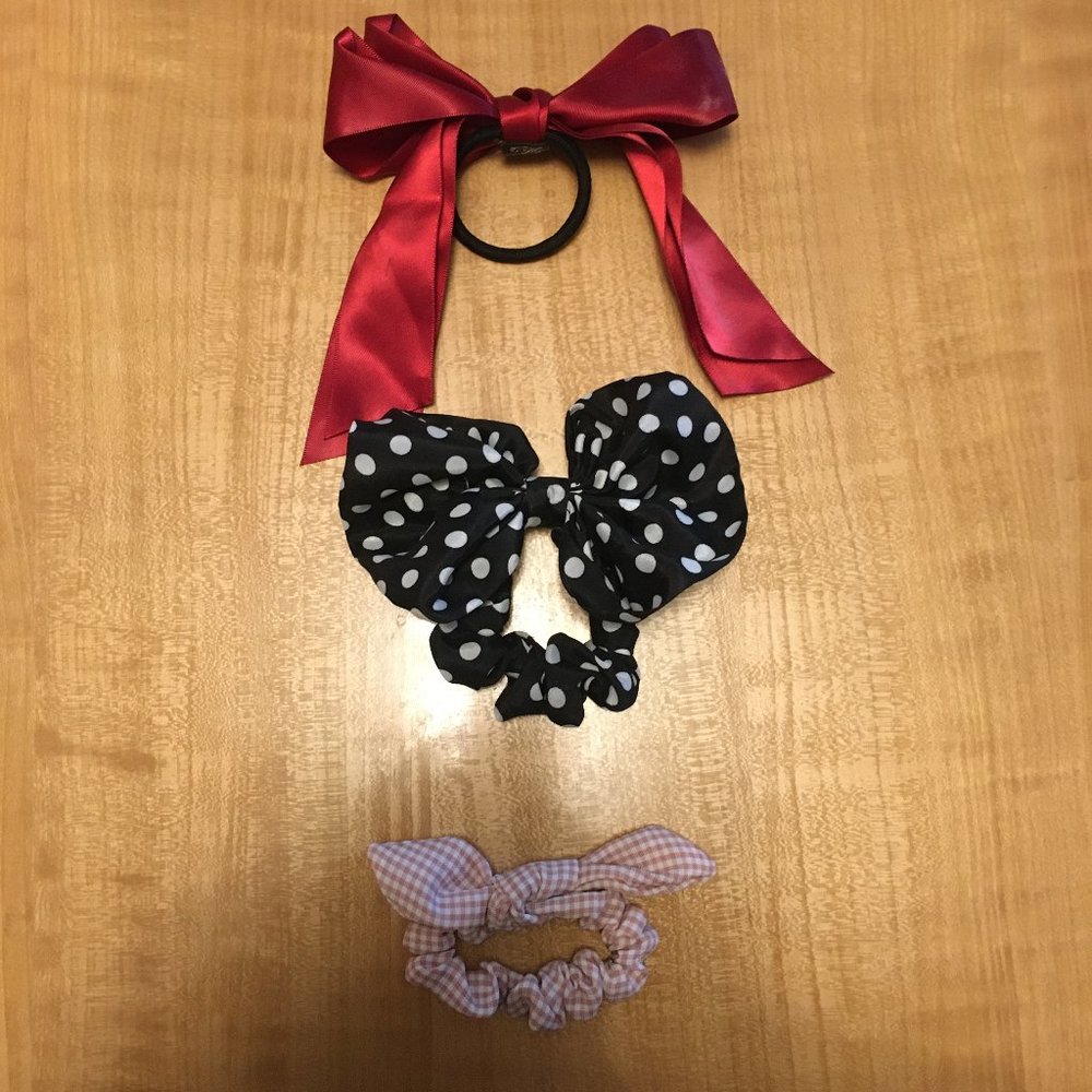 ⭐️ 2/$20 Hair Accessories Bundle